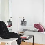 Mami\'s Home Monti